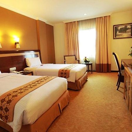 Semesta Heritage Hotel & Convention Semarang Zewnętrze zdjęcie