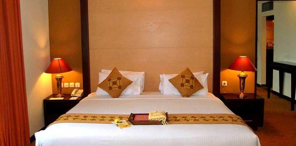 Semesta Heritage Hotel & Convention Semarang Zewnętrze zdjęcie