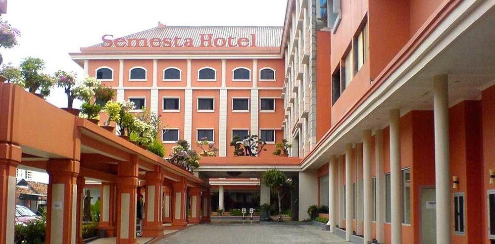 Semesta Heritage Hotel & Convention Semarang Zewnętrze zdjęcie
